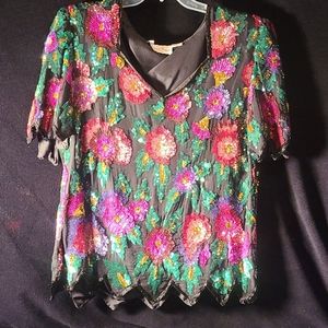 SILK VINTAGE FLORAL BEADED TOP KAZAR